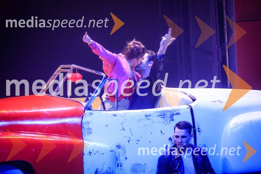 Muzikal Briljantina, premiera