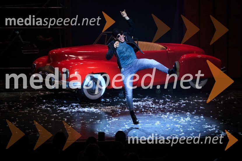 Muzikal Briljantina, premiera