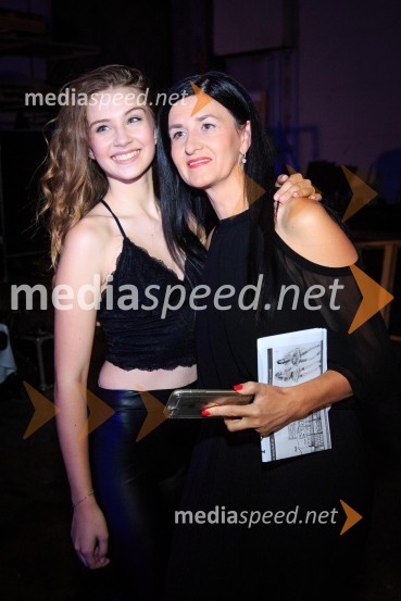  Saša Lešnjek, pevka, igralka;  ... Muzikal Briljantina, premiera