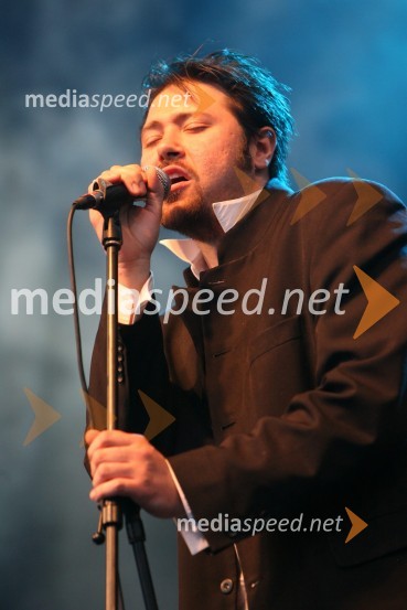 Gal Gjurin, član skupine Gal in GaleristiCircom open air koncert