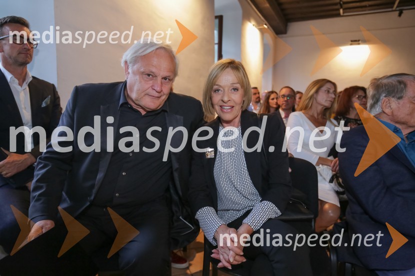  Pavle Ravnohrib, igralec;  Milena  Zupančič, igralkaNespodobni odvetnik, predstavitev biografije Petra Čeferina