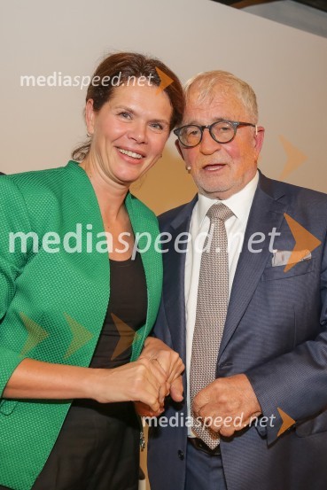 mag. Alenka Bratušek, nekdanja predsednica vlade Republike Slovenije; dr. Peter  Čeferin, pravnik, pisateljNespodobni odvetnik, predstavitev biografije Petra Čeferina