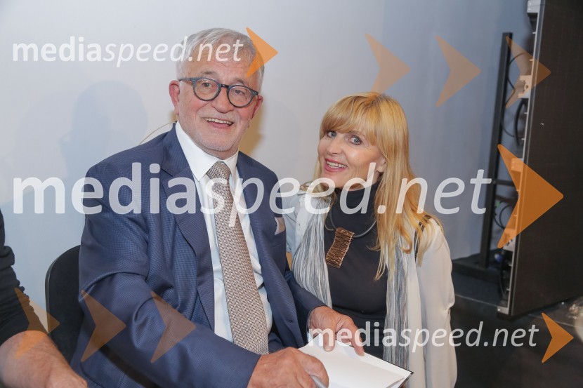 dr. Peter  Čeferin, pravnik, pisatelj;  Dada  Jerovšek, Kaval GroupNespodobni odvetnik, predstavitev biografije Petra Čeferina