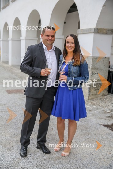 Nespodobni odvetnik, predstavitev biografije Petra Čeferina