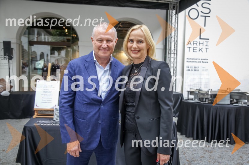  ... ;  Barbara Čeferin, fotografinja, lastnica in vodja galerije Galerija FotografijaNespodobni odvetnik, predstavitev biografije Petra Čeferina