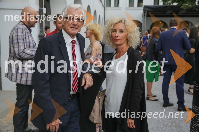 Nespodobni odvetnik, predstavitev biografije Petra Čeferina