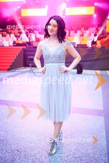  Maja Keuc, pevkaSimfonična ekstaza 2, unikatni glasbeni spektakel