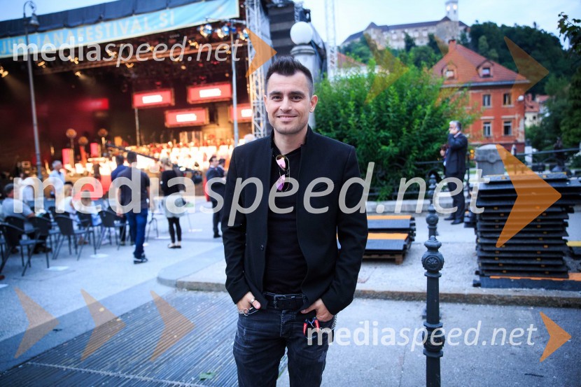  Omar Naber, glasbenikSimfonična ekstaza 2, unikatni glasbeni spektakel