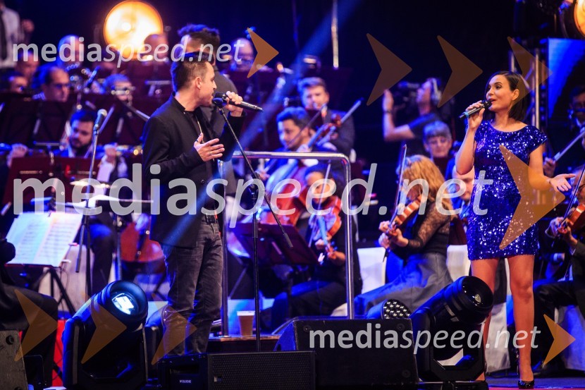  Omar Naber, glasbenik;  Nina Strnad, pevkaSimfonična ekstaza 2, unikatni glasbeni spektakel