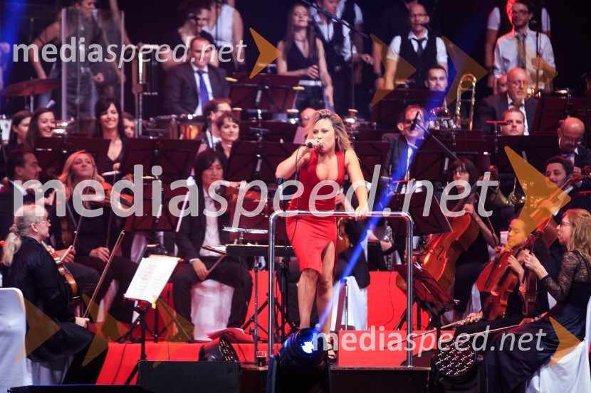  Aleksandra Josić, skupina King Foo, pevkaSimfonična ekstaza 2, unikatni glasbeni spektakel