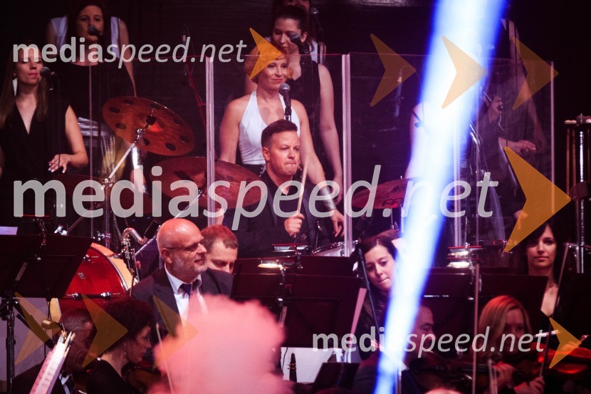  Rok Golob, skladatelj, dirigent in aranžer, King FooSimfonična ekstaza 2, unikatni glasbeni spektakel