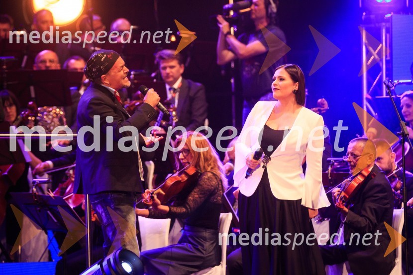  Zlatan Stipišić - Gibonni, pevec;  Nuška Drašček, pevkaSimfonična ekstaza 2, unikatni glasbeni spektakel