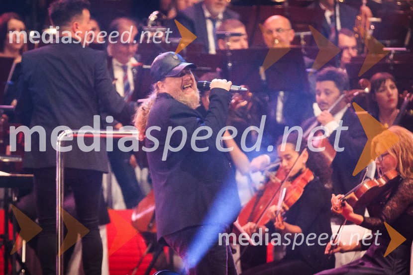  Tomislav  Jovanović - Tokac, pevec skupine Dan DSimfonična ekstaza 2, unikatni glasbeni spektakel