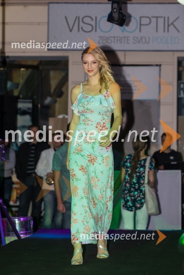  Marija  Seničar, finalistka Miss Slovenije 2018Modna revija Summer Vibes