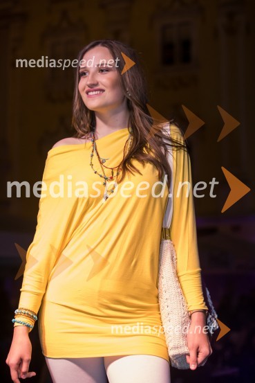  Lara  Krneža, finalistka Miss Slovenije 2018Modna revija Summer Vibes