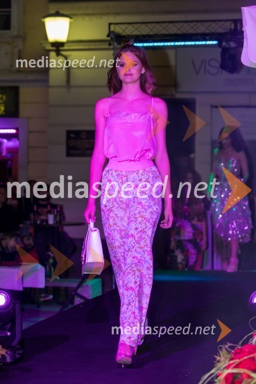  Katalina  Simonič, finalistka Miss Slovenije 2018Modna revija Summer Vibes