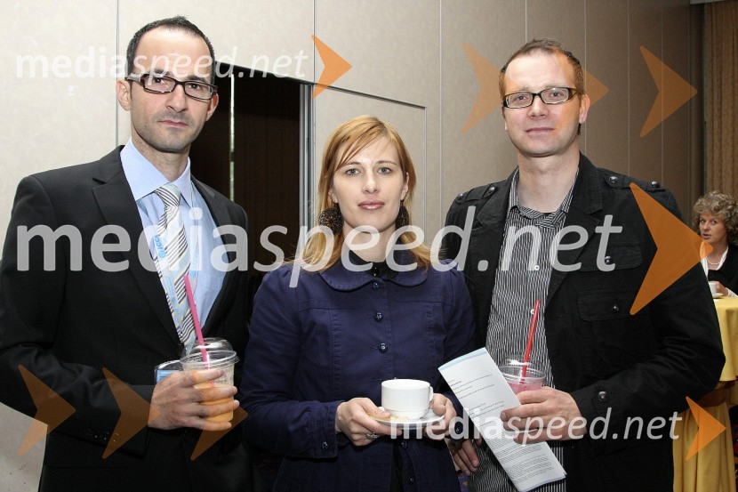 Fedja Juvan, povezovalec konference, Katja Janko Puh, S.Oliver Slovenija in Tomaž Puh, Nikon Slovenija6. Mednarodna konferenca prakse v komuniciranju