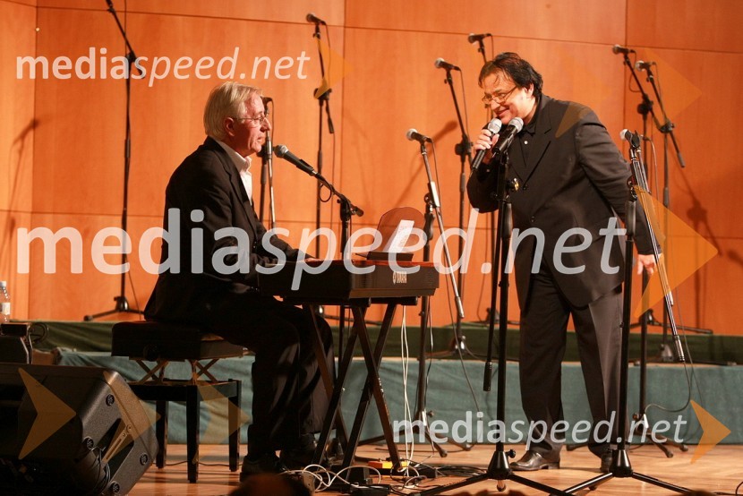 Oliver Dragojevič, hrvaški pevec in Oto Pestner, New Swing QuartetSlavnostni koncert ob 40 - letnici New Swing Quartet