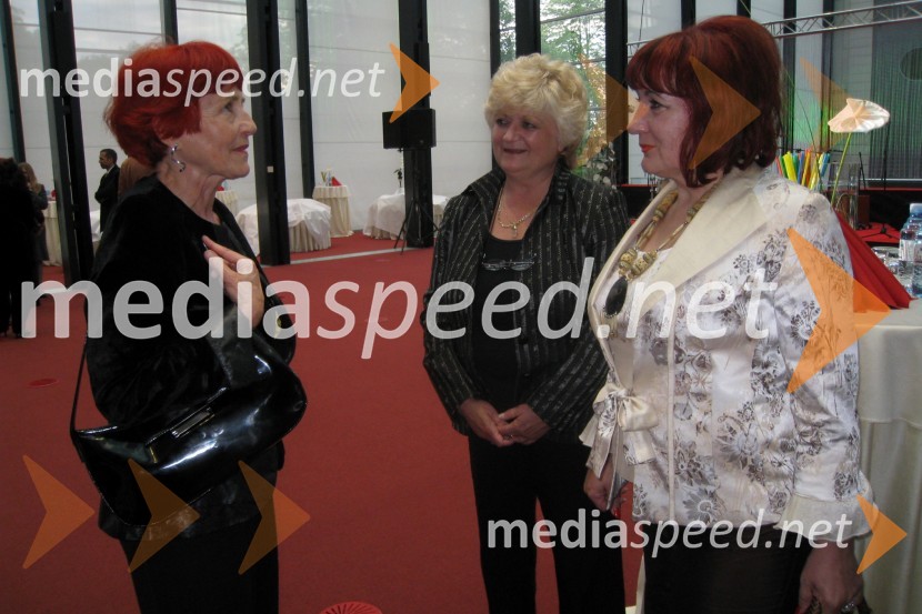 Mojca Senčar, Slovenka leta 2005 in predsednica Slovenskega združenja za boj proti raku dojk, Ljuba Cekuder, tajnica društva Belega obroča Slovenije in Vlasta Nussdorfer, višja državna tožilka na Vrhovnem državnem tožilstvu Republike Slovenije in generalna sekretarka društva Beli obročZnanstvenica leta 2008