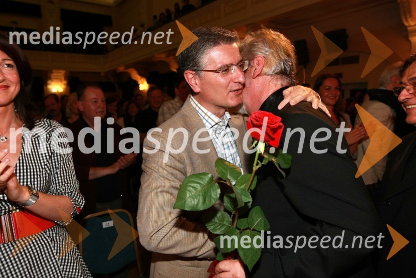 Franjo Bobinac, predsednik uprave Gorenje d.d. in Dare Hering, New Swing QuartetSlavnostni koncert ob 40 - letnici New Swing Quartet