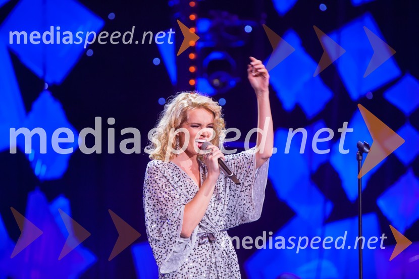   Emilia  Debska - MILA, pevka38. Festival melodije morja in sonca Portorož