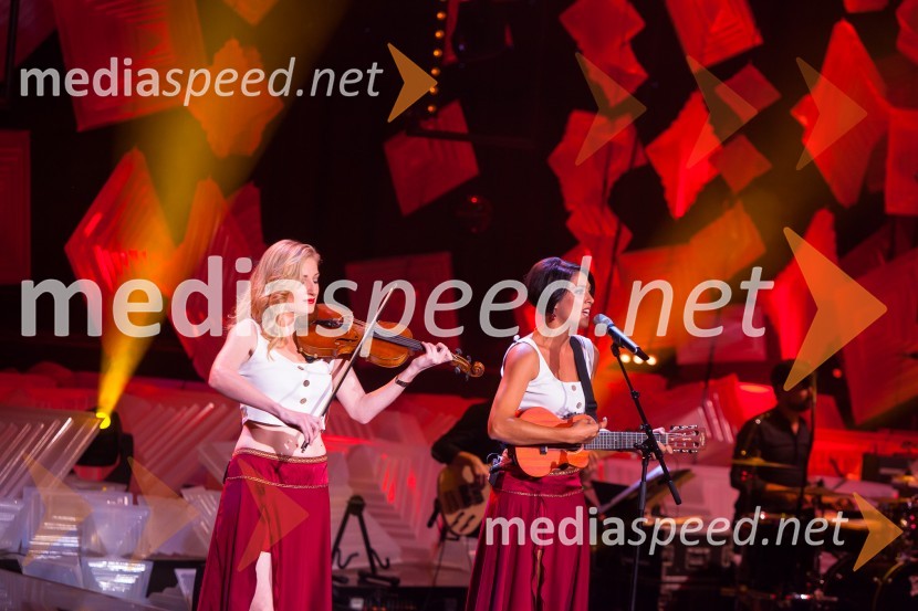  Lucy Passante, violinistka;  Giovanna  Rados, pevka in kitaristka38. Festival melodije morja in sonca Portorož