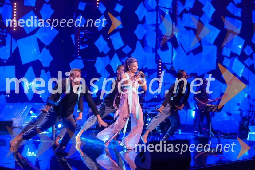  Lea Sirk, pevka38. Festival melodije morja in sonca Portorož