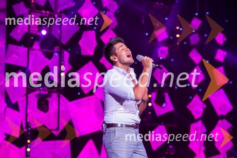   Isaac Palma, pevec38. Festival melodije morja in sonca Portorož