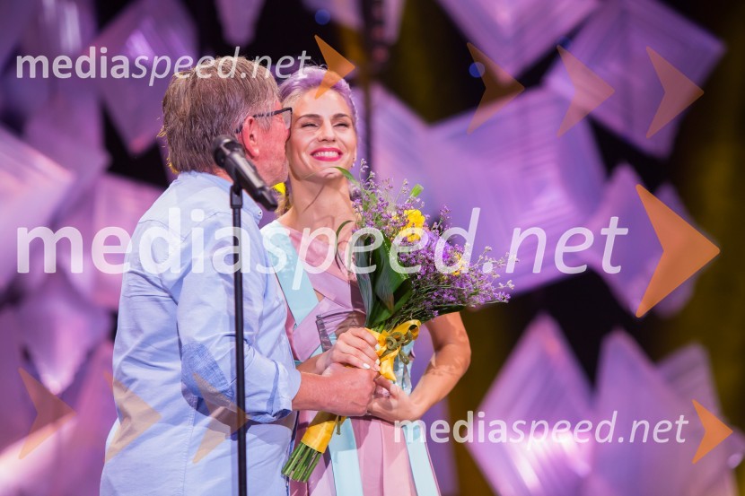  Slavko Ivančić, pevec;  Lea Sirk, pevka38. Festival melodije morja in sonca Portorož