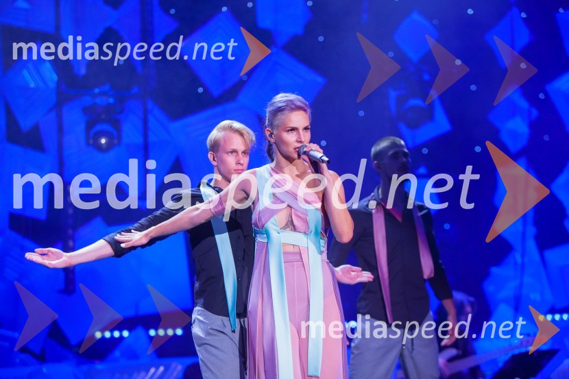  Lea Sirk, pevka38. Festival melodije morja in sonca Portorož