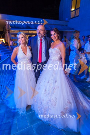  Bernarda Žarn, voditeljica;  Igor Kadunc, generalni direktor RTV Slovenija;  Lorella Flego, voditeljica38. Festival melodije morja in sonca Portorož