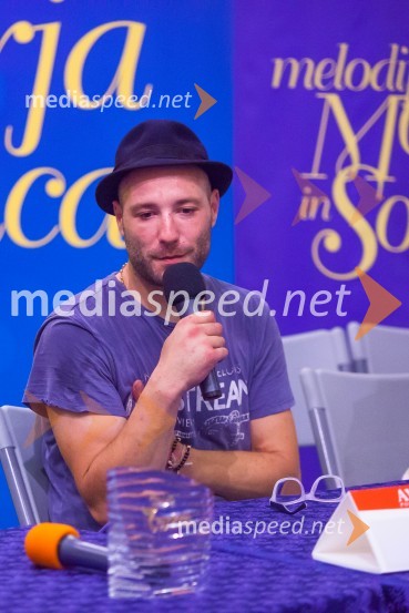  Bogdan Sojič, pevec38. Festival melodije morja in sonca Portorož