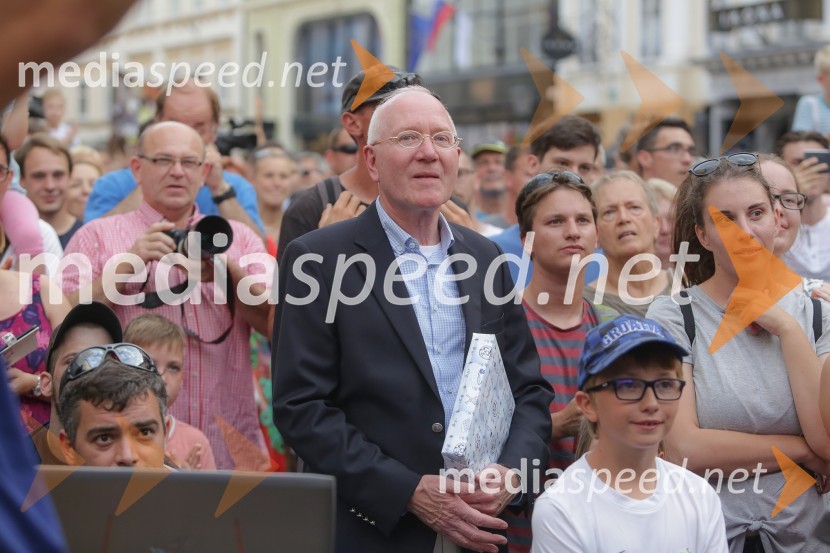  Bart Twaalfhoven, veleposlanik Kraljevine Nizozemske v SlovenijiSprejem kolesarja Primoža Rogliča