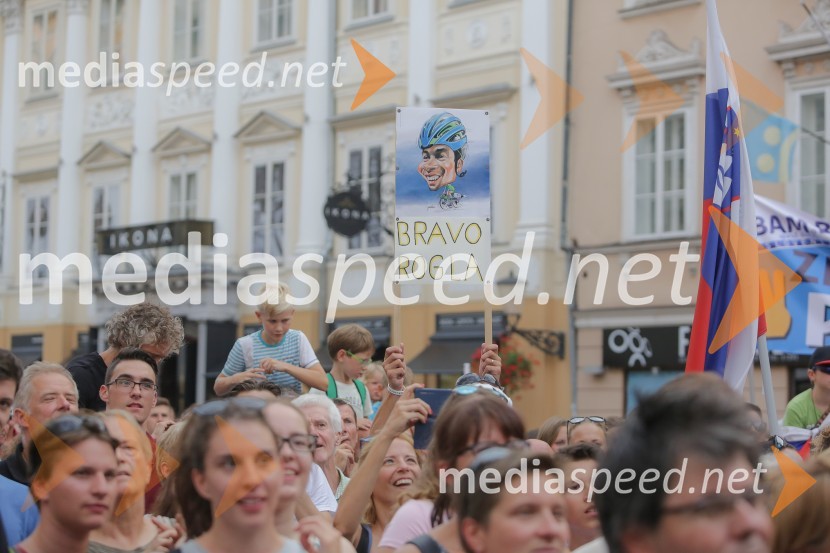 Sprejem kolesarja Primoža RogličaSprejem kolesarja Primoža Rogliča