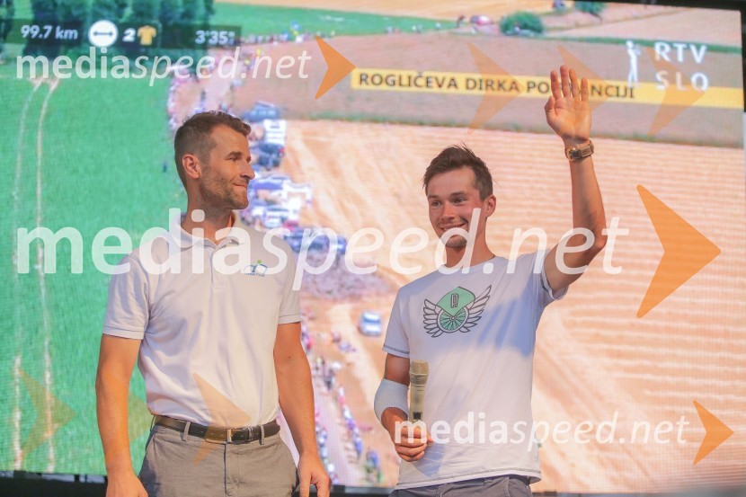  Andrej Hauptman, nekdanji kolesar, selektor državne kolesarske reprezentance;  Primož Roglič, smučarski skakalec in kolesarSprejem kolesarja Primoža Rogliča