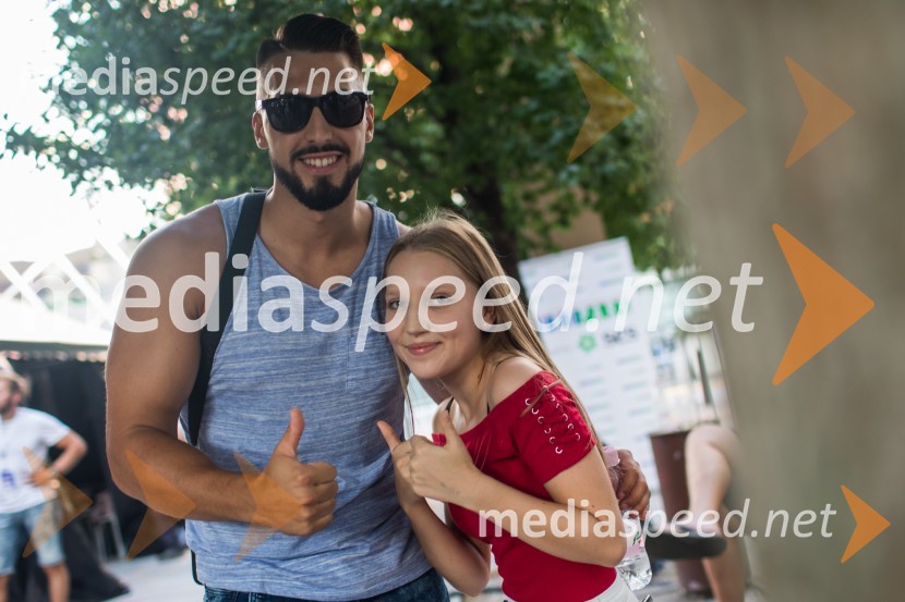  Challe Salle, glasbenik;  Ana  Resnik, pevkaEuroparkov koncert leta: Challe Salle in Perpetuum Jazzile