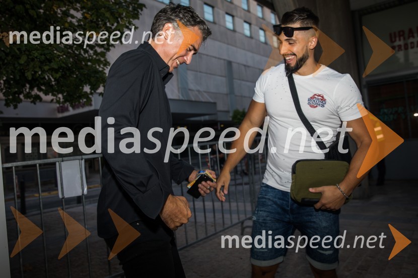  Jan Plestenjak, pevec;  Challe Salle, glasbenikEuroparkov koncert leta: Challe Salle in Perpetuum Jazzile