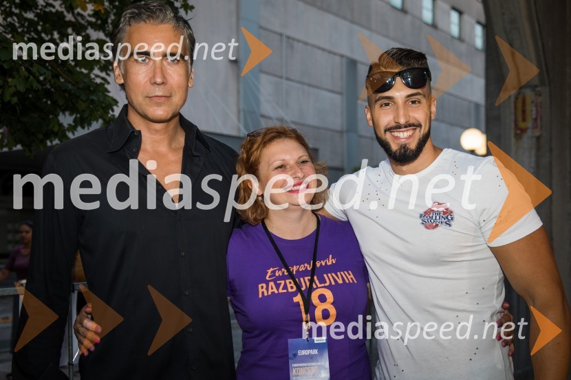  Jan Plestenjak, pevec;  Simona Mandl, Center managerka Europarka;  Challe Salle, glasbenikEuroparkov koncert leta: Challe Salle in Perpetuum Jazzile