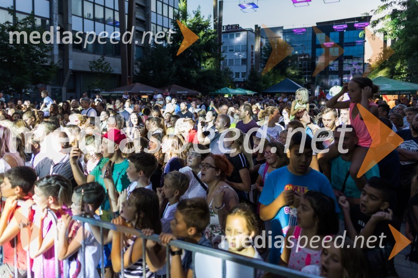 Europarkov koncert leta za 18. rojstni danEuroparkov koncert leta: Challe Salle in Perpetuum Jazzile