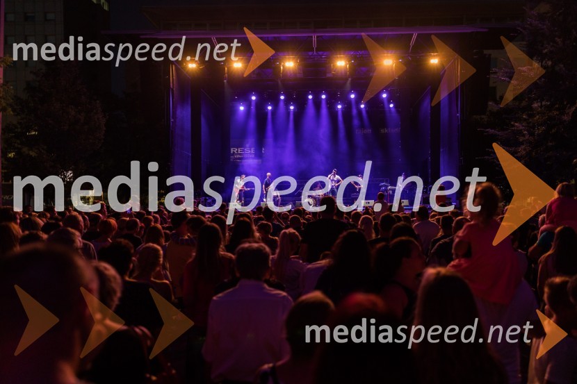 Europarkov koncert leta za 18. rojstni danEuroparkov koncert leta: Challe Salle in Perpetuum Jazzile