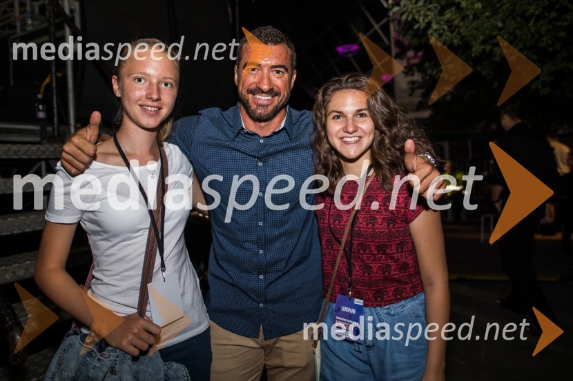  ... ;  Marko Potrč, televizijski voditelj;  ... Europarkov koncert leta: Challe Salle in Perpetuum Jazzile