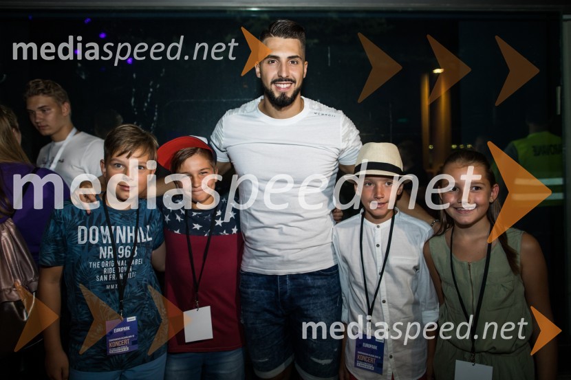  ... ;  ... ;  Challe Salle, glasbenik;  ... ;  ... Europarkov koncert leta: Challe Salle in Perpetuum Jazzile