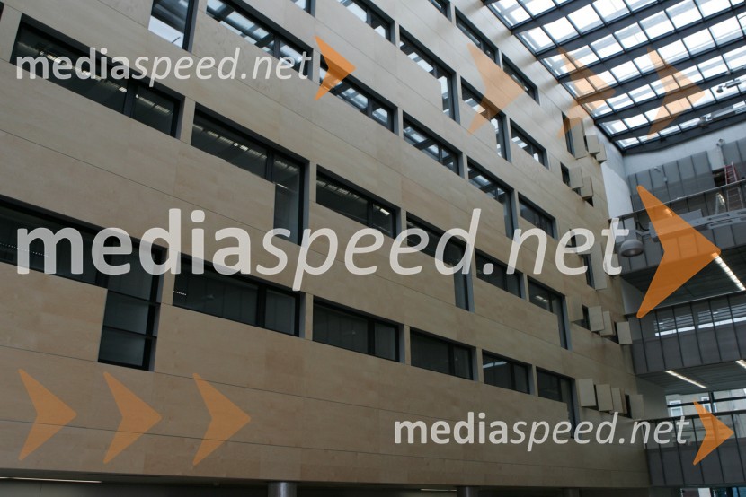 Fakulteta za elektrotehniko, računalništvo in informatiko, Univerza v MariboruMaribor, Slovenija