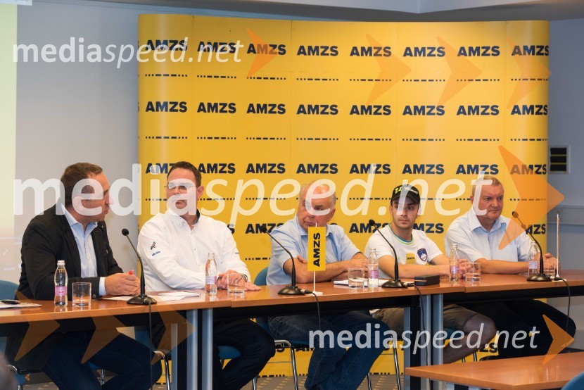  Borut  Cvetko, kreativni direktor, Mediaspeed;  Gregor Žigante, predsednik AMD Krško;  Anton Breznik, predsednik AMZS;  Matic Ivačič, speedwayist (AMD Krško);  Igor Kolenko, predsednik komisije za speedway pri AMZSOrganizatorji in slovenska voznika pred dirko za VN Slovenije v Krškem zelo optimistični