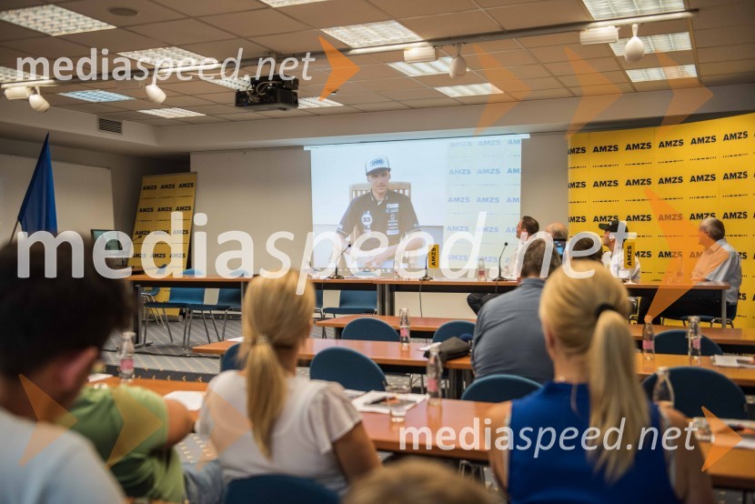 Novinarska konferenca pred dirko za veliko nagrado Slovenije - Speedway Grand Prix KrškoOrganizatorji in slovenska voznika pred dirko za VN Slovenije v Krškem zelo optimistični