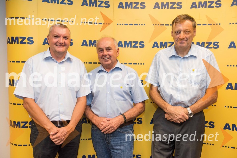  Igor Kolenko, predsednik komisije za speedway pri AMZS;  Anton Breznik, predsednik AMZS;  France Kmetič, glavni urednik, MotorevijaOrganizatorji in slovenska voznika pred dirko za VN Slovenije v Krškem zelo optimistični