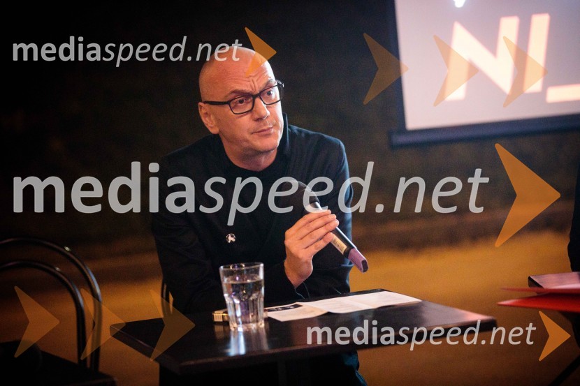  Goran Injac, umetniški vodja, Slovensko mladinsko gledališčeJaz, umetnik. Jaz, državljan., predstavitev 63. sezone SMG