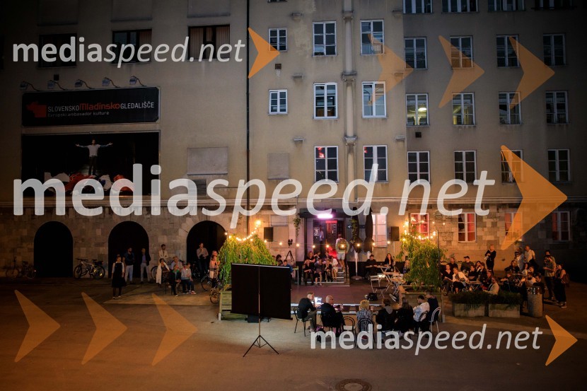 Jaz, umetnik. Jaz, državljan., predstavitev 63. sezone SMGJaz, umetnik. Jaz, državljan., predstavitev 63. sezone SMG