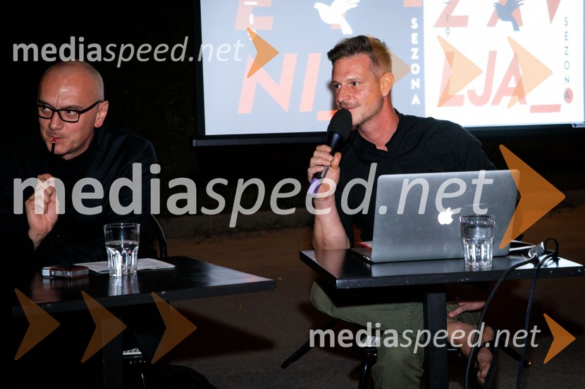  Goran Injac, umetniški vodja, Slovensko mladinsko gledališče;  Tibor Mihelič Syed, direktor, Slovensko mladinsko gledališčeJaz, umetnik. Jaz, državljan., predstavitev 63. sezone SMG