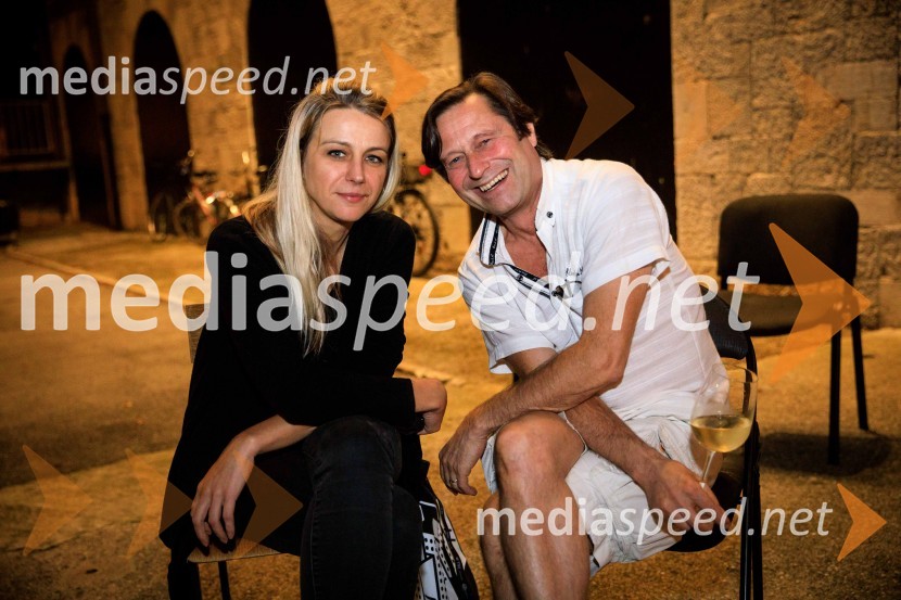  ... ;  Uroš Maček, igralecJaz, umetnik. Jaz, državljan., predstavitev 63. sezone SMG